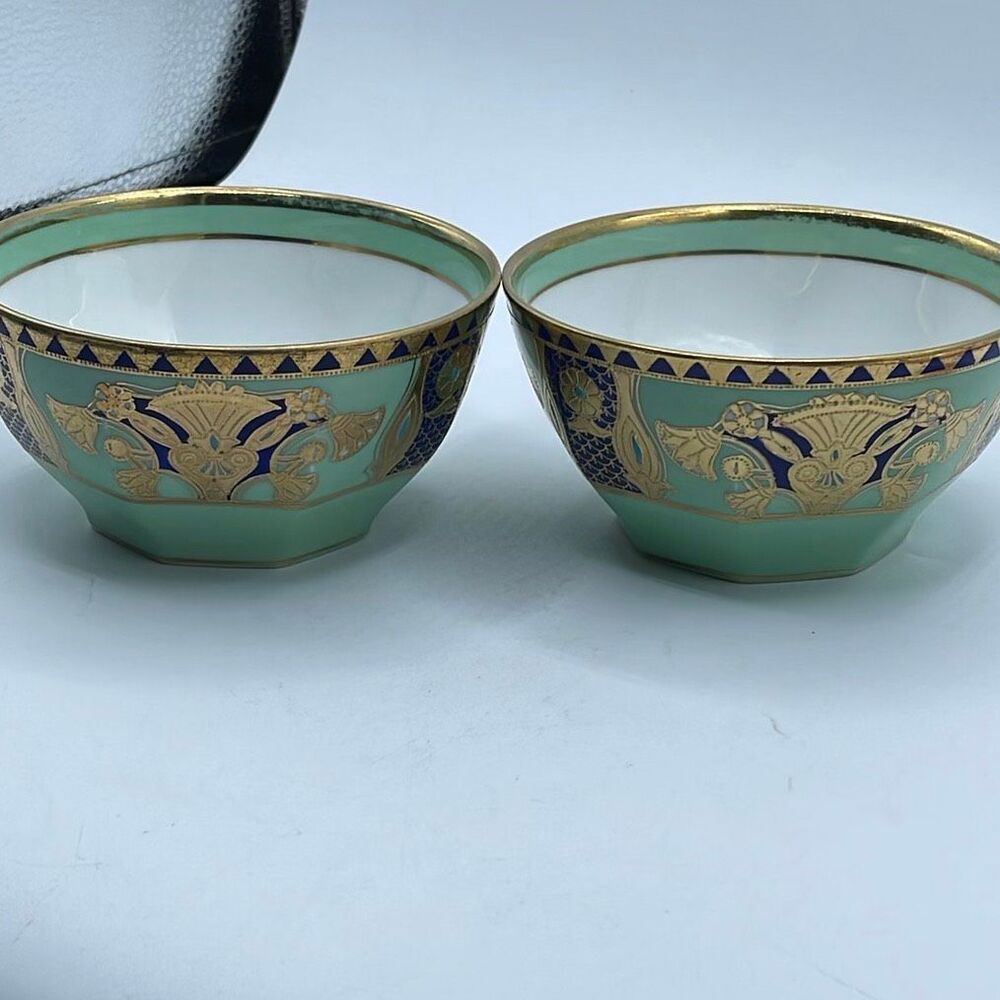 Vintage Noritake Japan hand painted gold guild rice bowls.